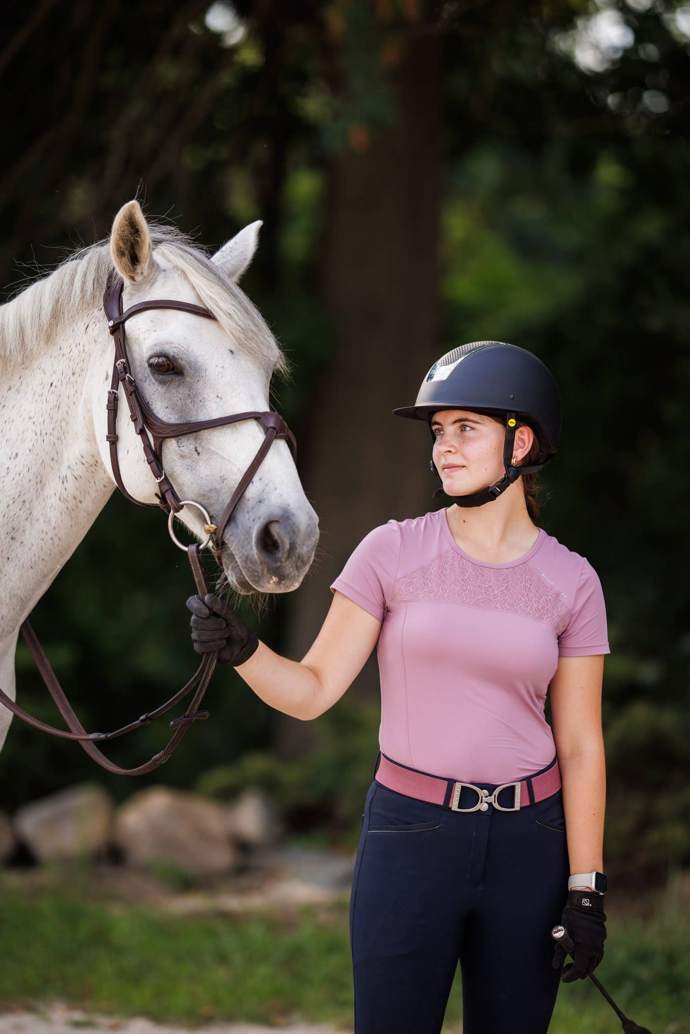 Berry - 1.5" Silver Stirrup Elastic Belt - Riders Choice Supply Co