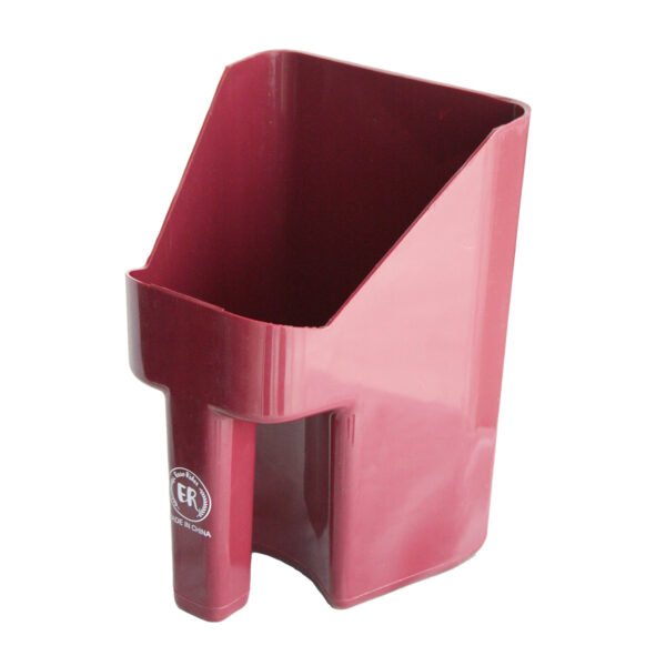 K&D Equestrian 2 Quart Feed Scoop